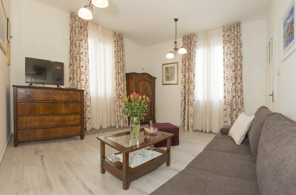 Apartment Splendido Σπλιτ Εξωτερικό φωτογραφία